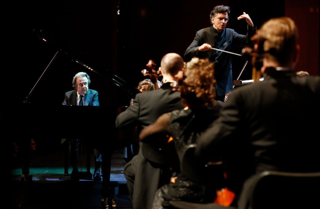 Rudolf Buchbinder, Michael Sanderling et le Luzerner Sinfonieorchester © Caroline Doutre / Festival de Pâques