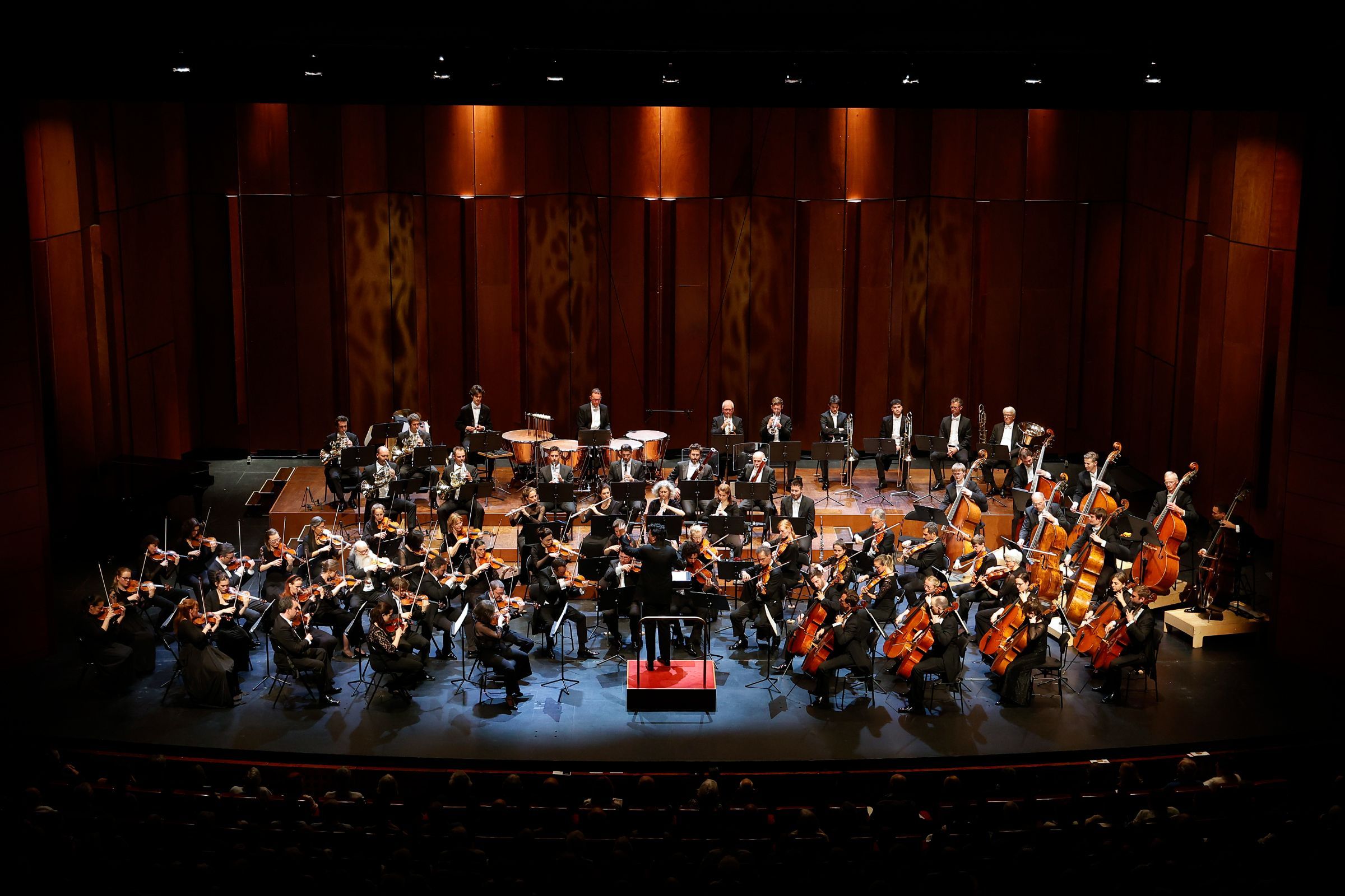 Michael Sanderling et le Luzerner Sinfonieorchester © Caroline Doutre / Festival de Pâques