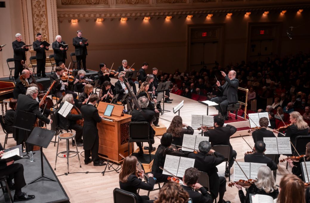 Bernard Labadie conducts the Orchestra of St Luke's &copy; Chris Lee