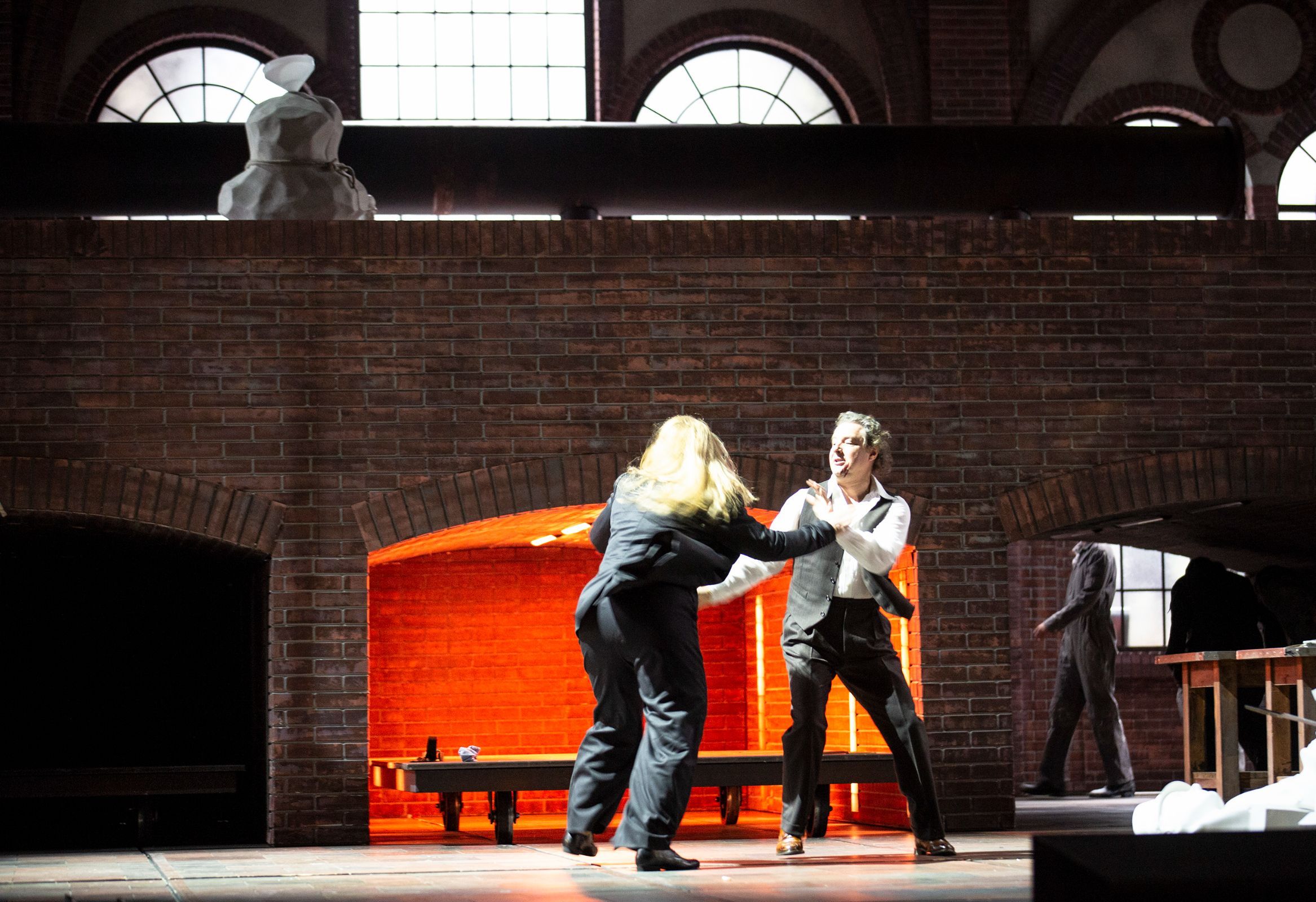 Rachel Willis-Sørensen (Norma) and Dmitry Korchak (Pollione) &copy; Bernd Uhlig