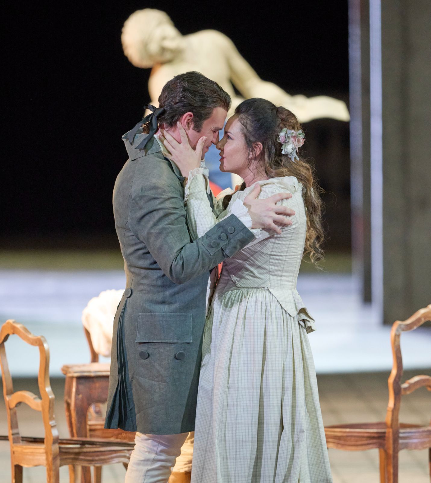 Michael Fabiano (Andrea Chénier) und Sonya Yoncheva (Maddalena di Coigny) &copy; Wiener Staatsoper | Michael Pöhn