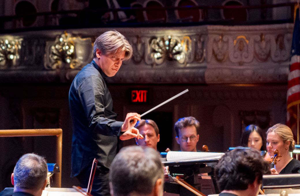 Daniele Rustioni conducts the Pittsburgh Symphony &copy; JMilteer Photography