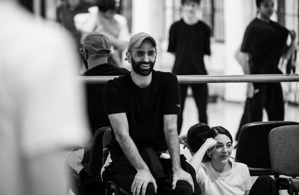 Eyal Dadon rehearses with Czech National Ballet © Serghei Gherciu