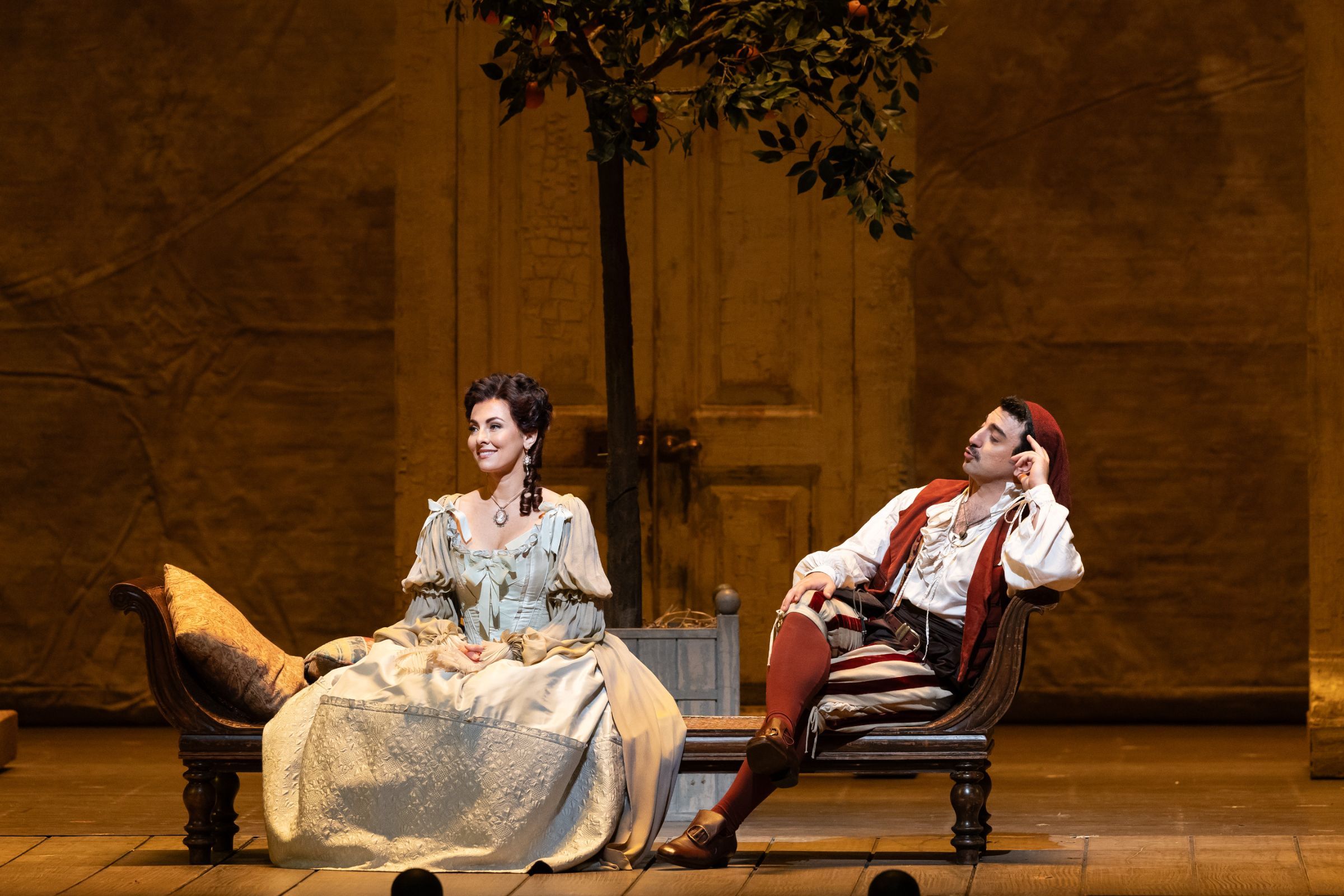 Isabel Leonard (Rosina) and Davide Luciano (Figaro) &copy; Marty Sohl | Met Opera