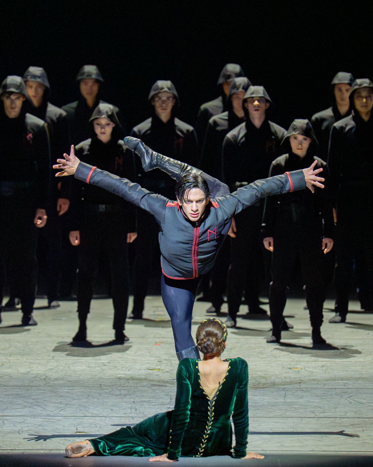 Giorgi Potskhishvili as Macbeth in Helen Pickett's <i>Lady Macbeth</i> &copy; Altin Kaftira