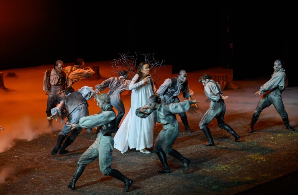 Nadine Sierra en <i>La sonnambula</i> &copy; A. Bofill | Gran Teatre del Liceu