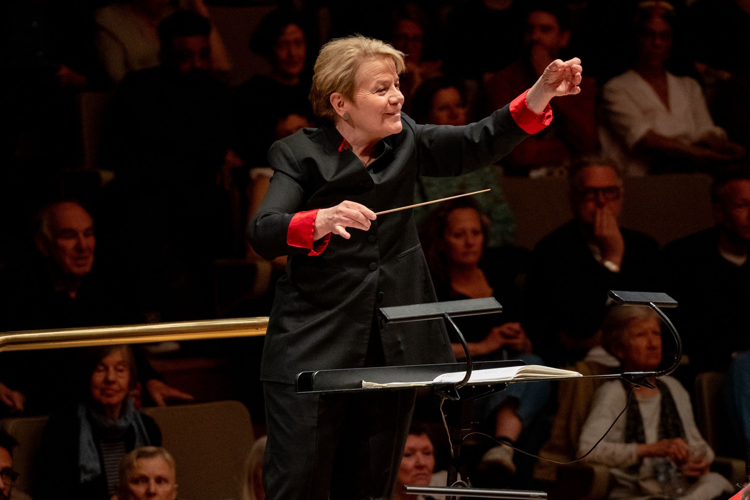 Marin Alsop conducts the Philharmonia © Pete Woodhead