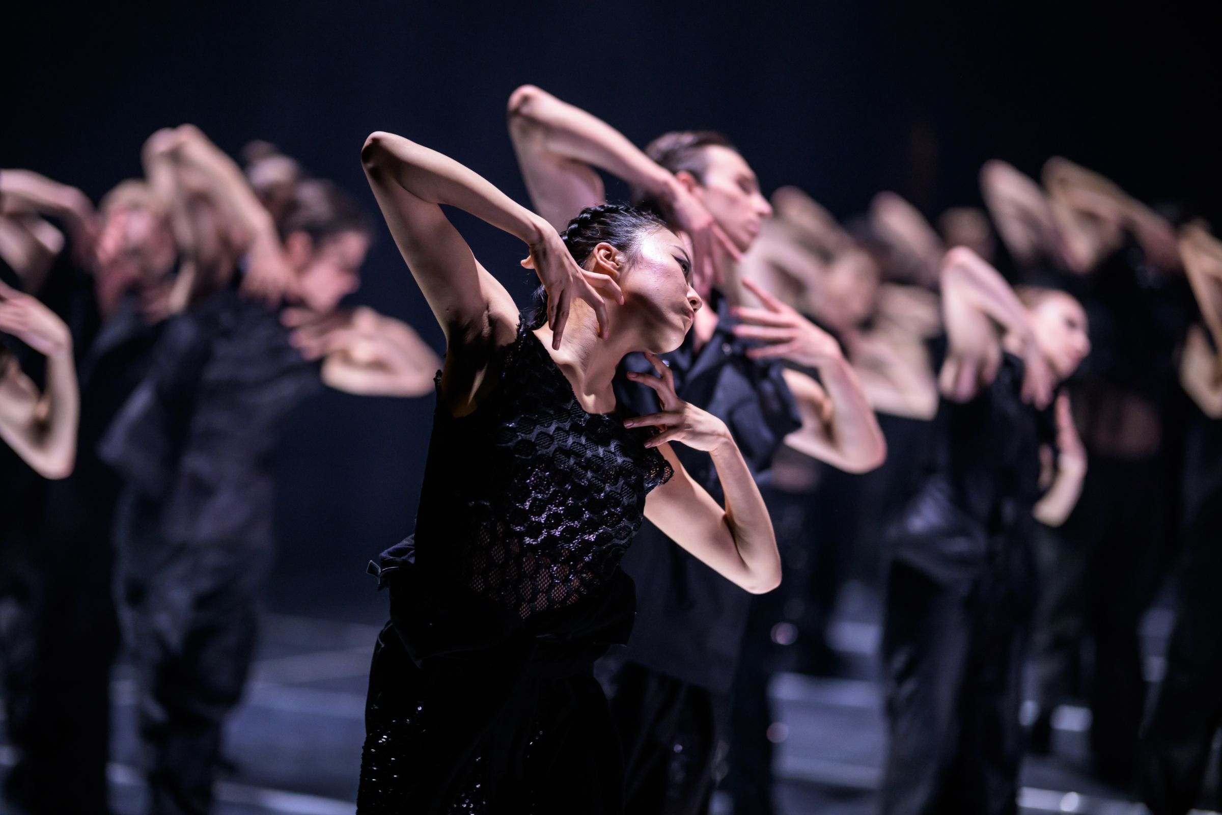 Czech National Ballet in Eyal Dadon's <i>Katastrof</i> &copy; Serghei Gherciu