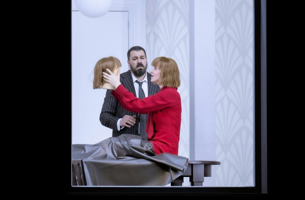 Eric Cutler (Paul) und Statistin (Marie) &copy; Monika Rittershaus