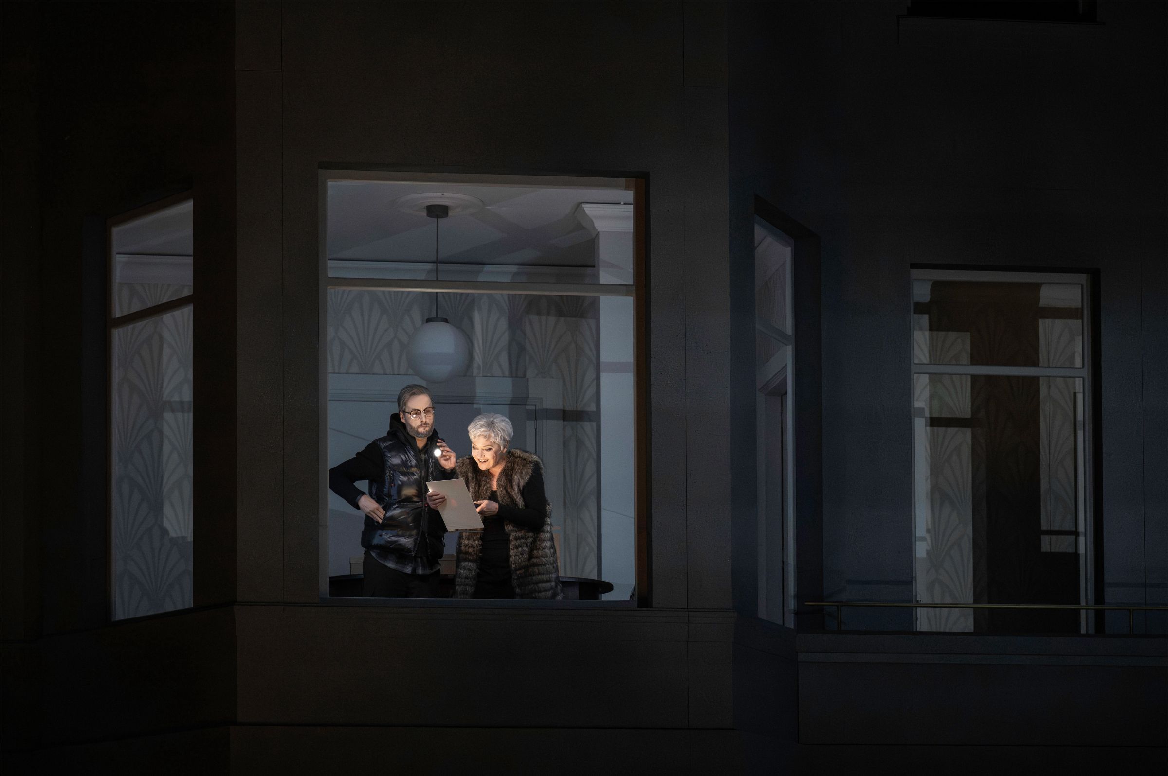 Björn Bürger (Frank) und Evelyn Herlitzius (Brigitta) &copy; Monika Rittershaus