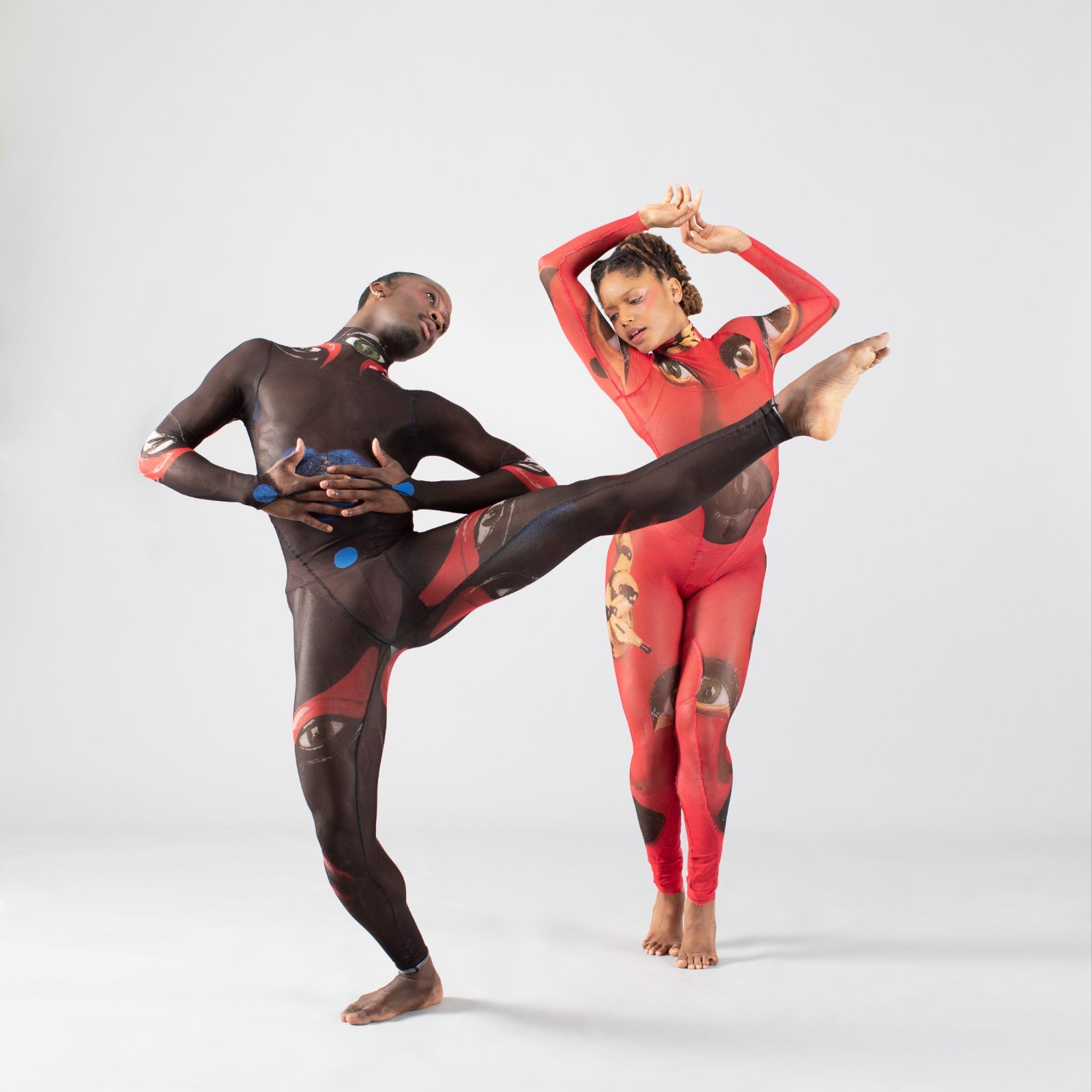 Mykiah Goree and Gianna Theodore in Andrea Miller's <i>Year</i> © Carrie Schneider
