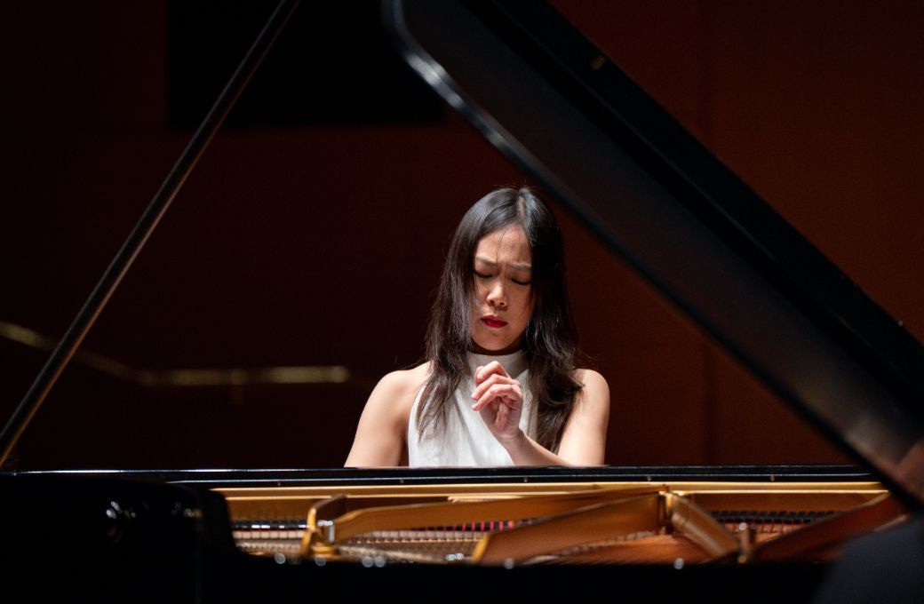 Yeol Eum Son &copy; Elizabeth Asher