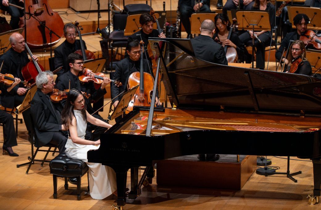 Yeol Eum Son and the Los Angeles Philharmonic &copy; Elizabeth Asher