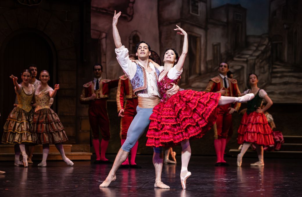 Giorgi Potskhishvili as Basilio and Anna Tsygankova as Kitri in José Carlos Martínez' <i>Don Quixote</i> © Pavel Hejný