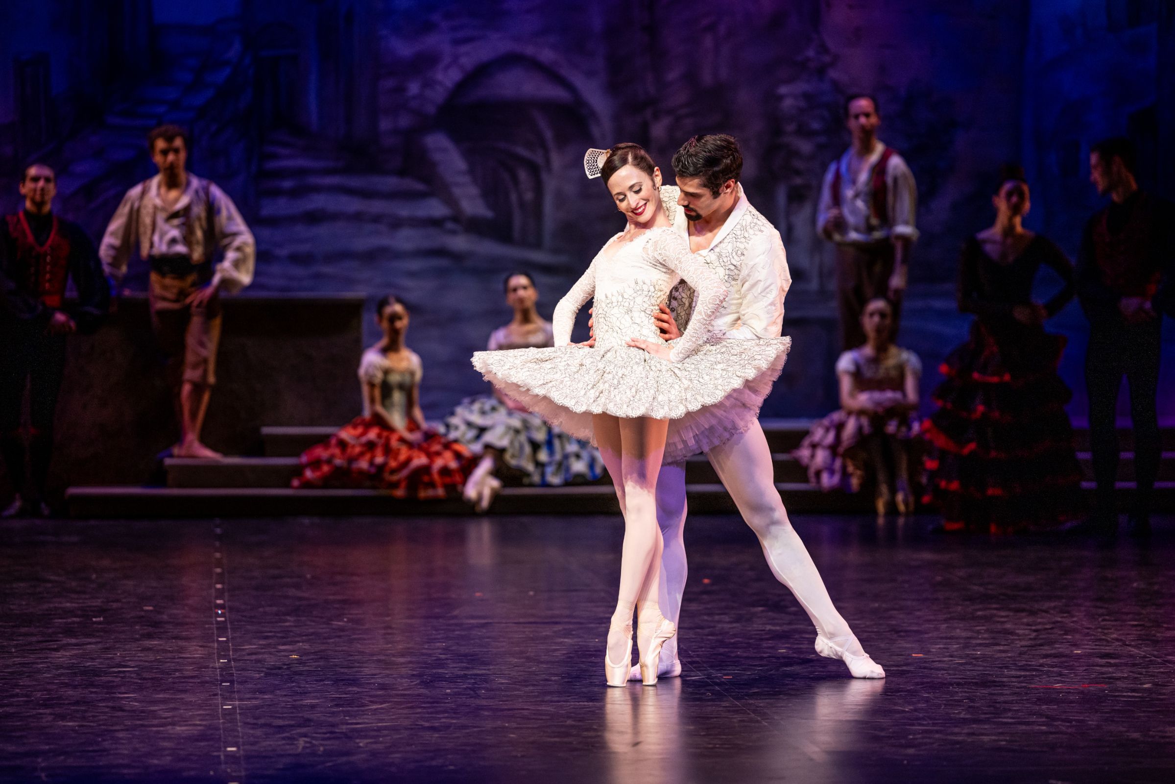 Chanell Cabrera as Kitri and Adrian Sánchez as Basilio in <i>Don Quixote</i> © Pavel Hejný