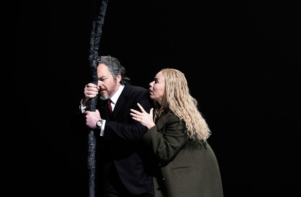 Christopher Maltman (Wotan) and Elisabet Strid (Br&uuml;nnhilde) &copy; RBO | Monika Rittershaus