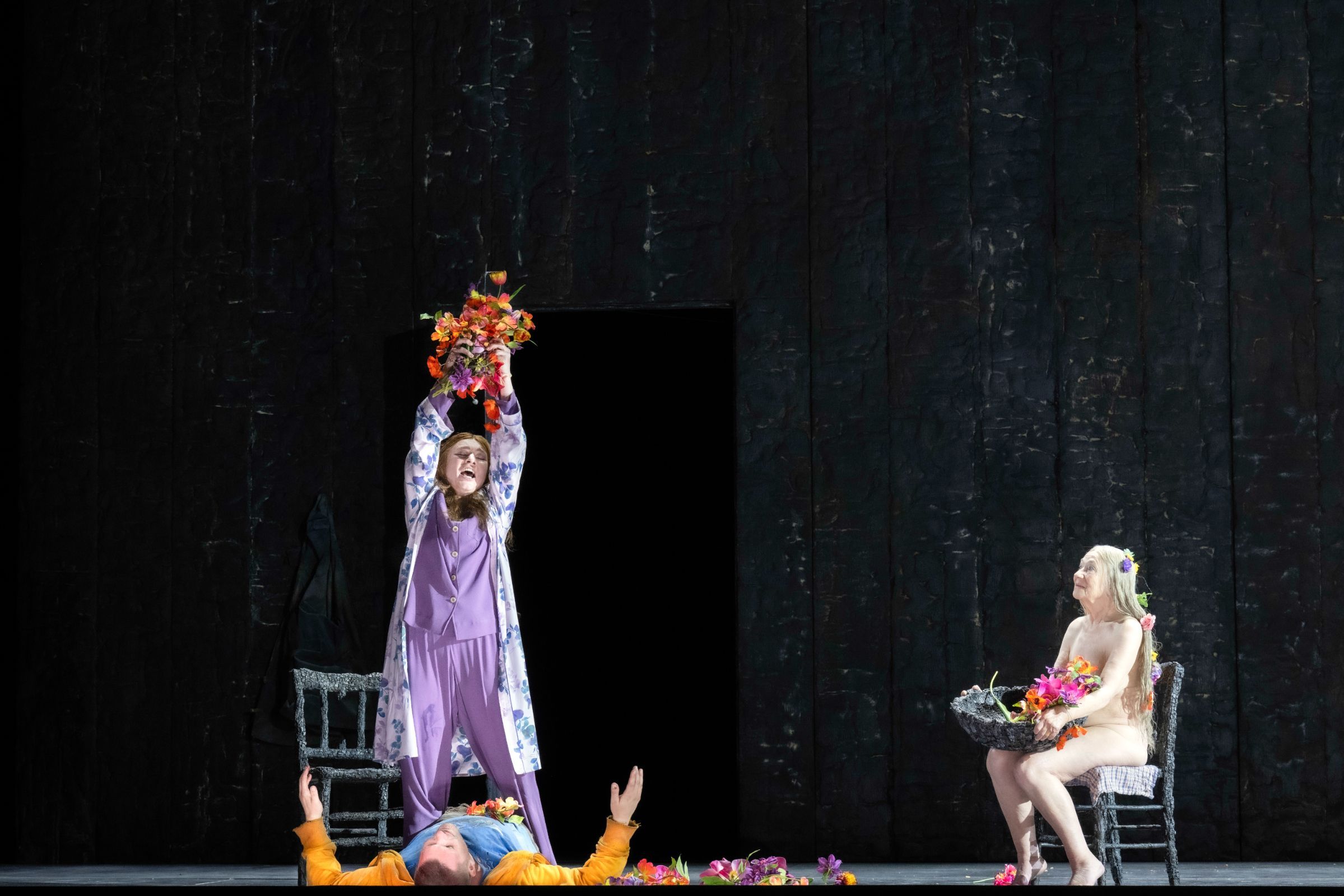 Natalya Romaniw (Sieglinde), Stanislas de Barbeyrac (Siegmund) and Illona Linthwaite (Erda) &copy; RBO | Monika Rittershaus