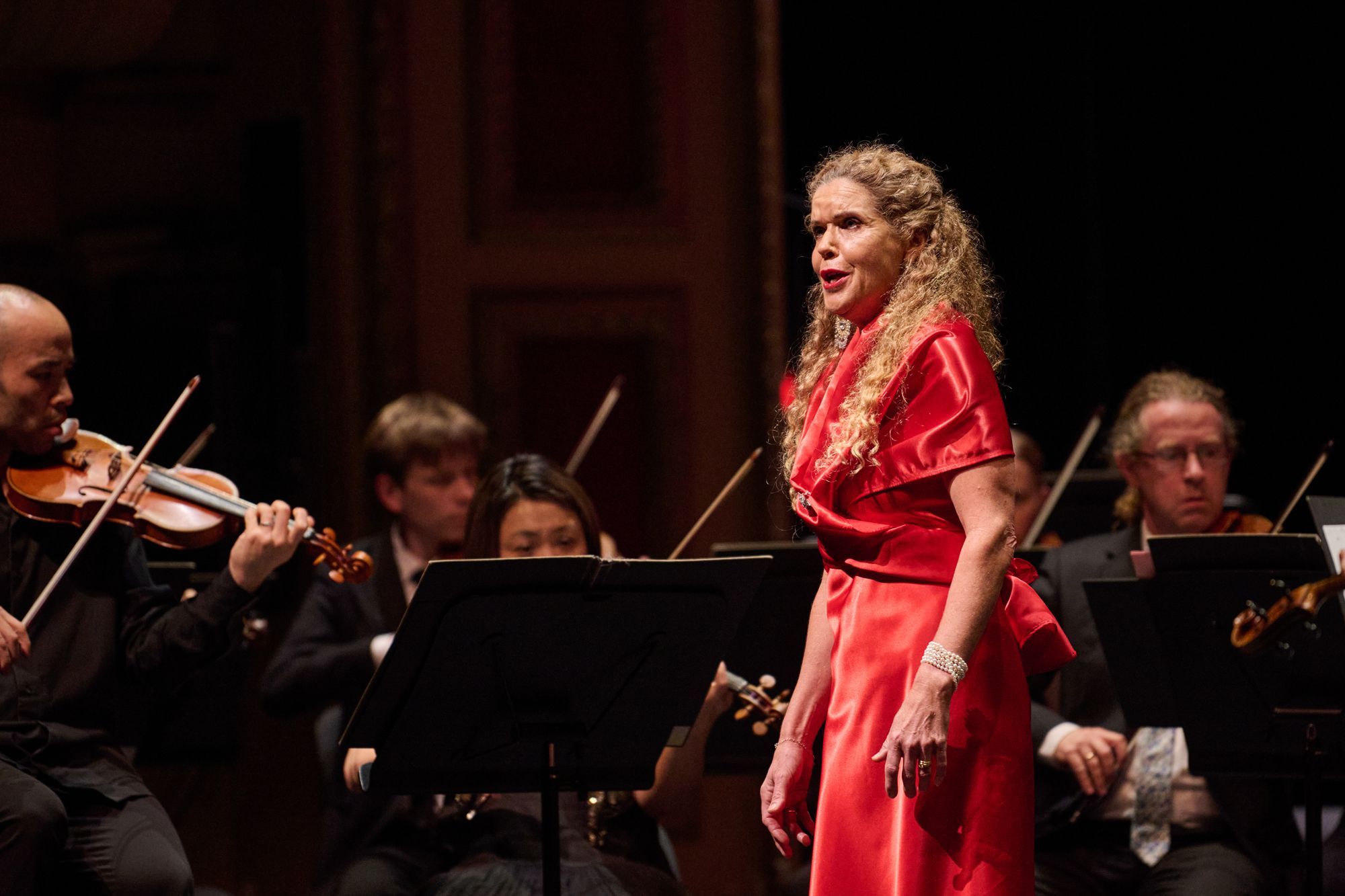 Sara Macliver and the West Australian Symphony Orchestra &copy; Rebecca Mansell