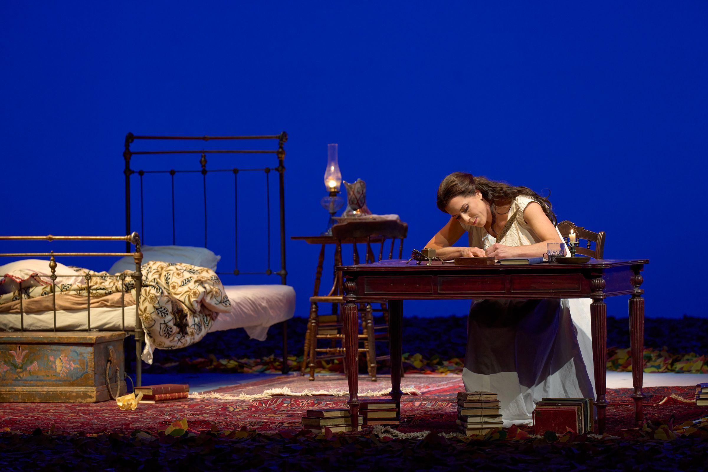 Lauren Fagan (Tatyana) © Michael Cooper
