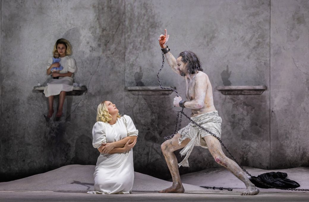 Elza van den Heever (Salome) and Peter Mattei (Jochanaan) &copy; Evan Zimmerman | Met Opera