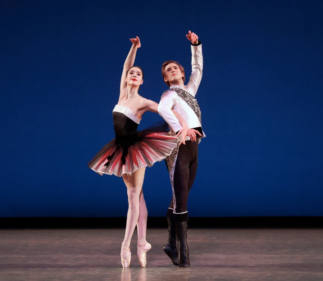 Mira Nadon and Joseph Gordon in Alexei Ratmansky's <i>Paquita</i> © Erin Baiano