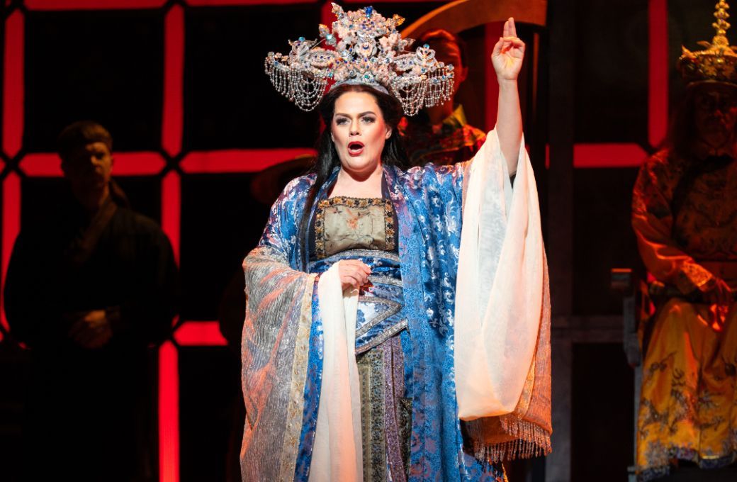 Wendy Bryn Harmer (Turandot) © Andrew Schwartz