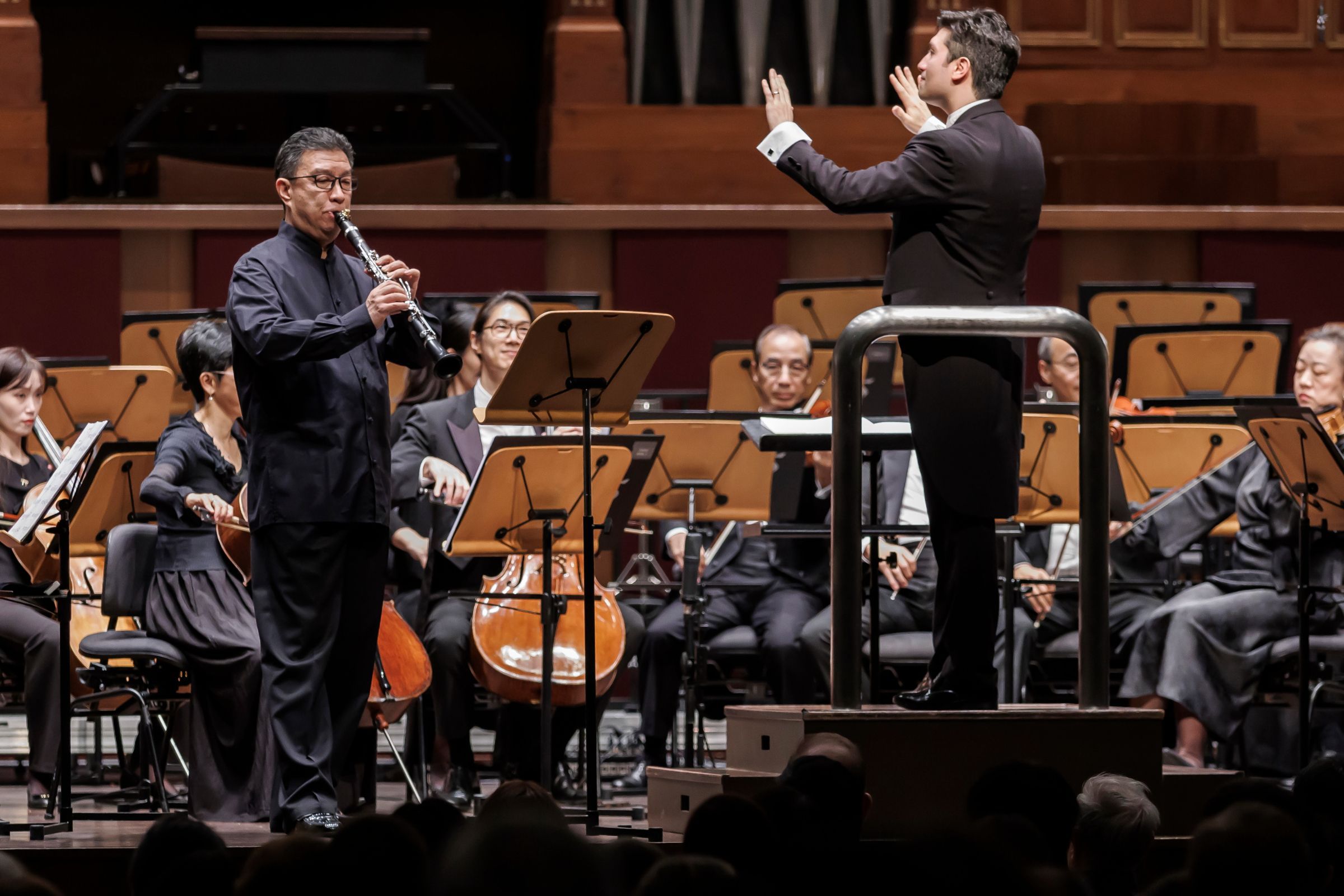 Ma Yue, Rodolfo Barráez and the Singapore Symphony Orchestra &copy; Chris P Lim | Singapore Symphony Orchestra