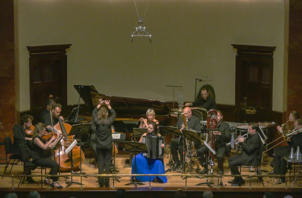 Hanzhi Wang and Ensemble intercontemporain &copy; Kenny Morrison | Wigmore Hall