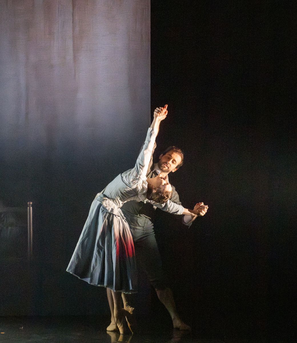 Bruno Micchiardi and Jessica Fyfe in Helen Pickett's <i>The Crucible</i> © Rimbaud Patron