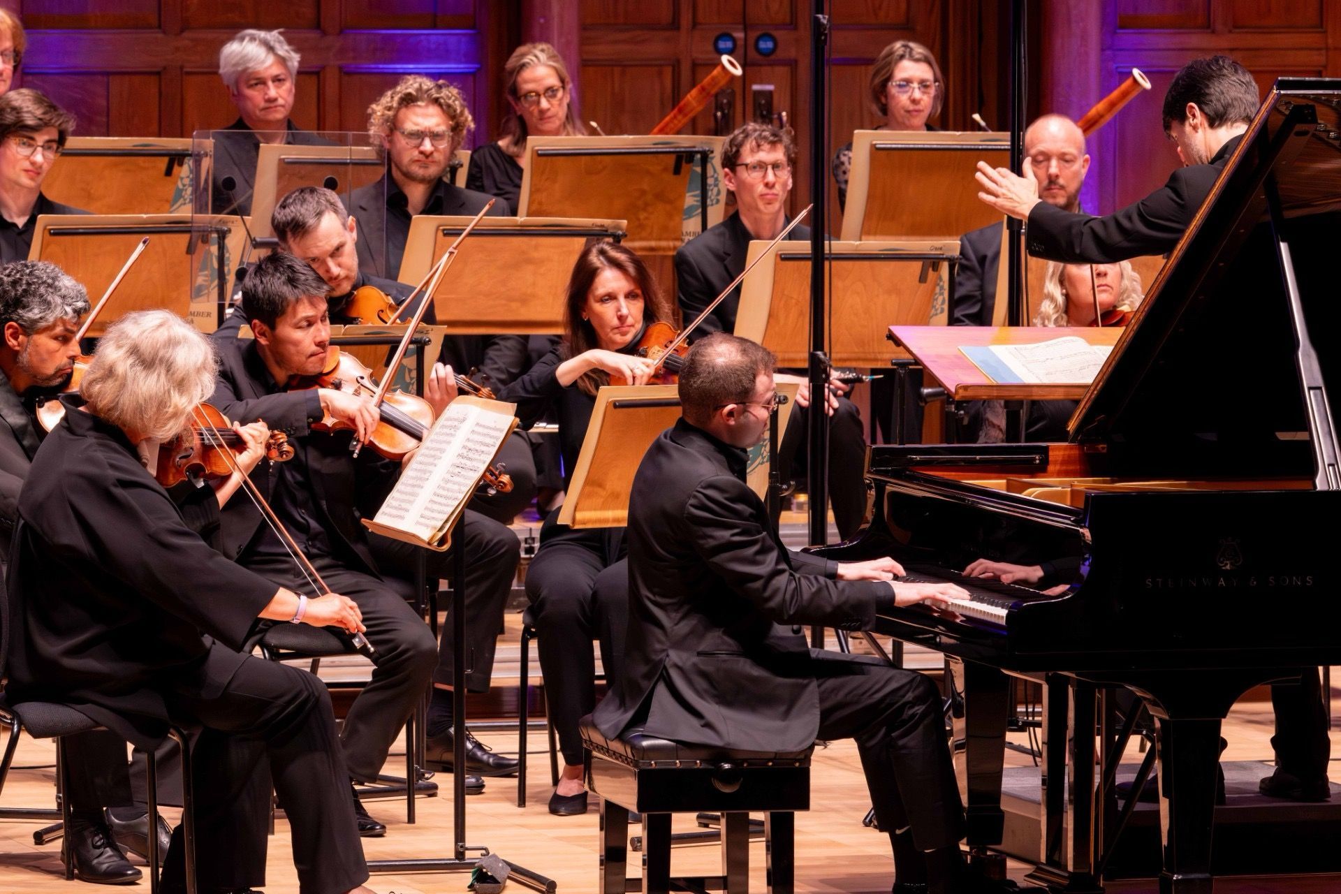 Alon Kariv, Roberto Forés Veses and the English Chamber Orchestra &copy; Colin Sheen