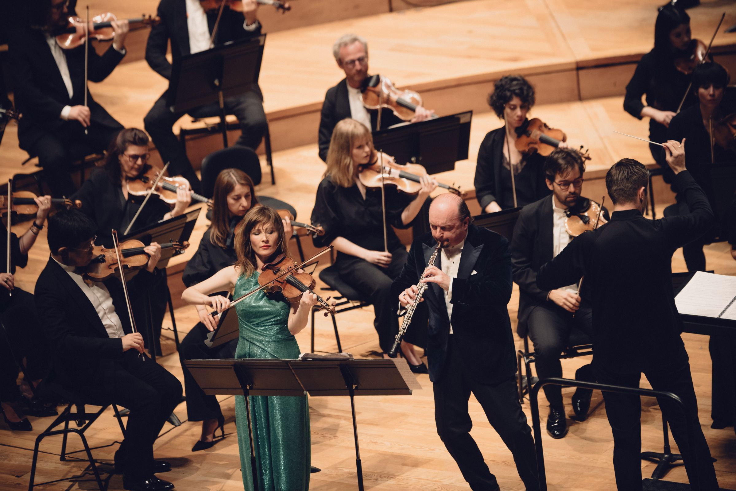 Lisa Batiashvili et François Leleux dans le <i>Double Concerto</i> de Thierry Escaich &copy; Denis Allard