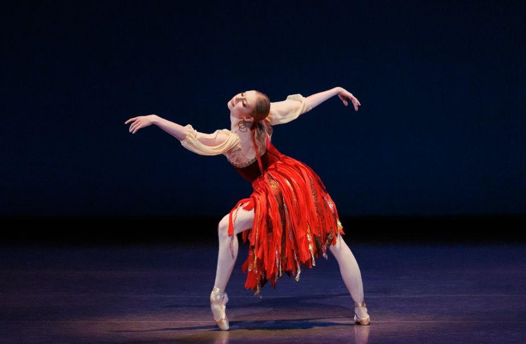 Dominika Afanasenkov in George Balanchine's <i>Errante</i> &copy; Erin Baiano