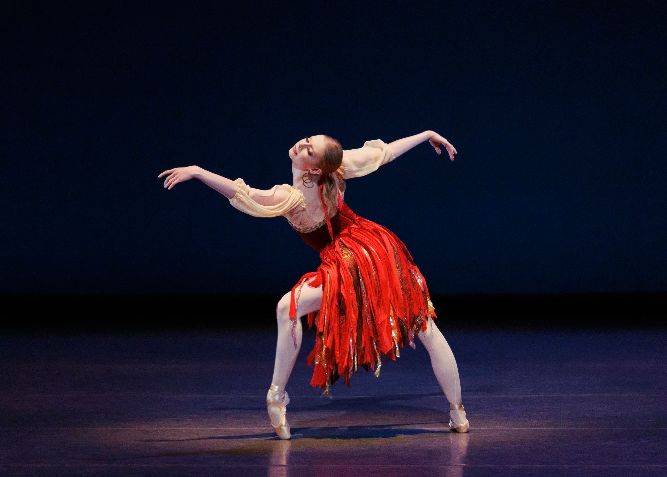 Dominika Afanasenkov in George Balanchine's <i>Errante</i> &copy; Erin Baiano