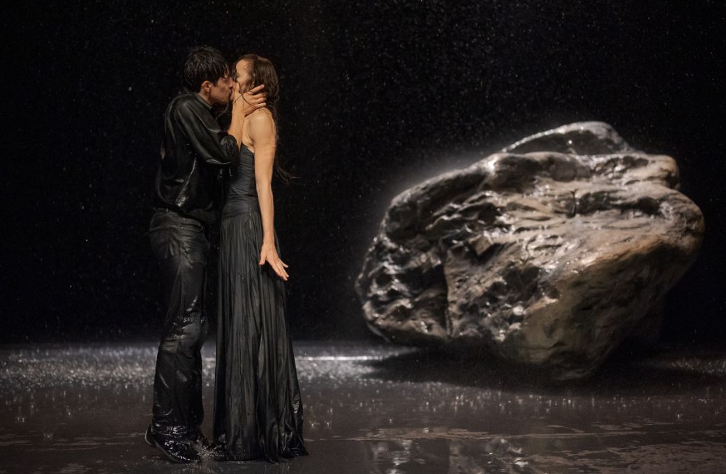 <i>Vollmond</i> © DR / Théâtre de la Ville