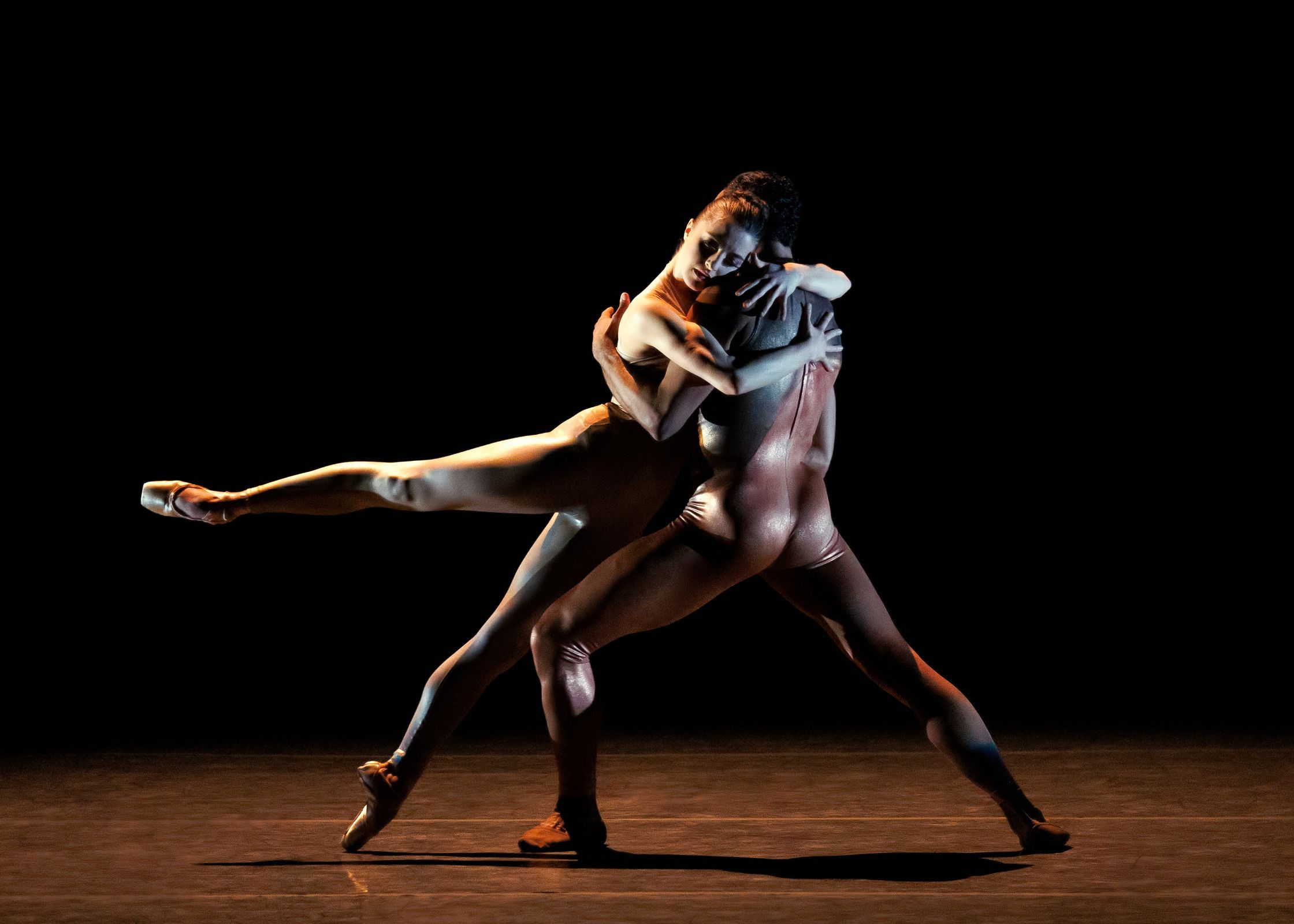 Indiana Woodward and Taylor Stanley in Kyle Abraham's <i>When We Fell</i> &copy; Erin Baiano