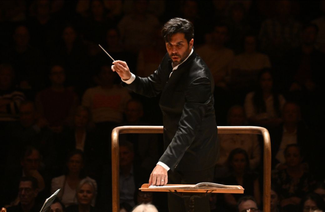 Domingo Hindoyan © Barbican | Mark Allan
