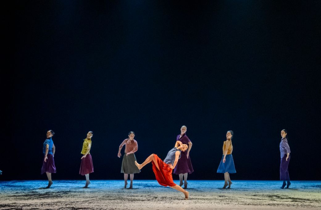 Ballet BC in Johan Inger's <i>Passing</i> &copy; Tristram Kenton