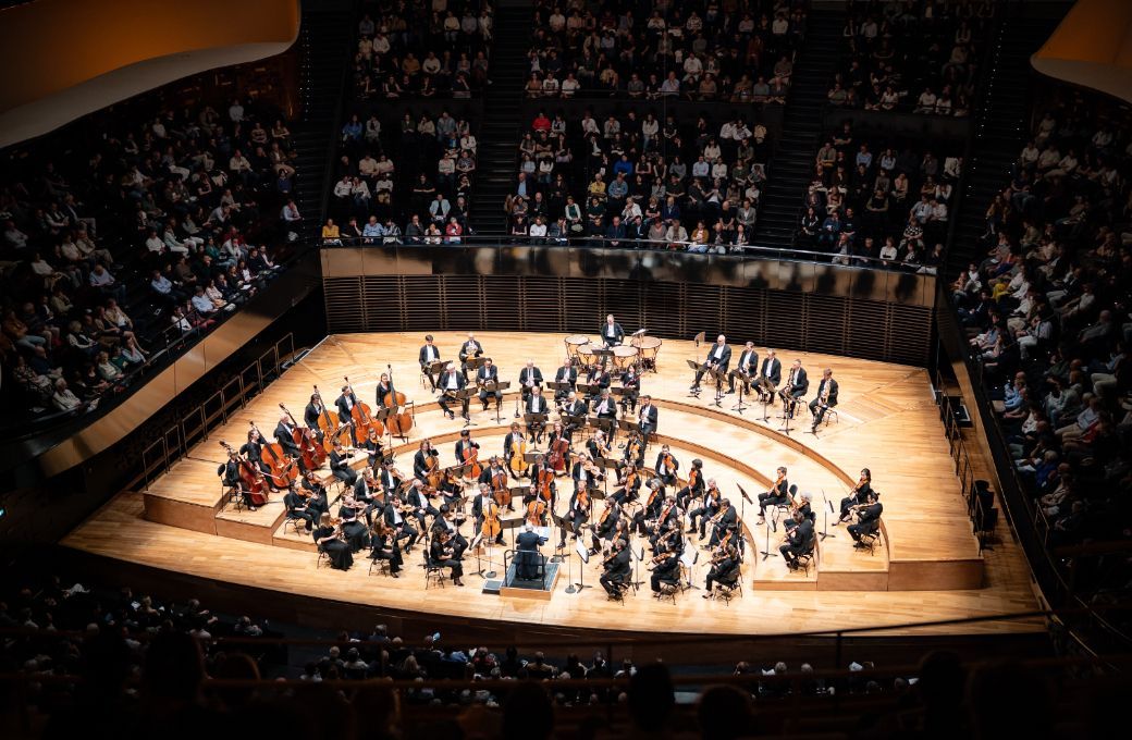 Herbert Blomstedt &agrave; la t&ecirc;te de l'Orchestre de Paris &copy; Maxime Guthfreund