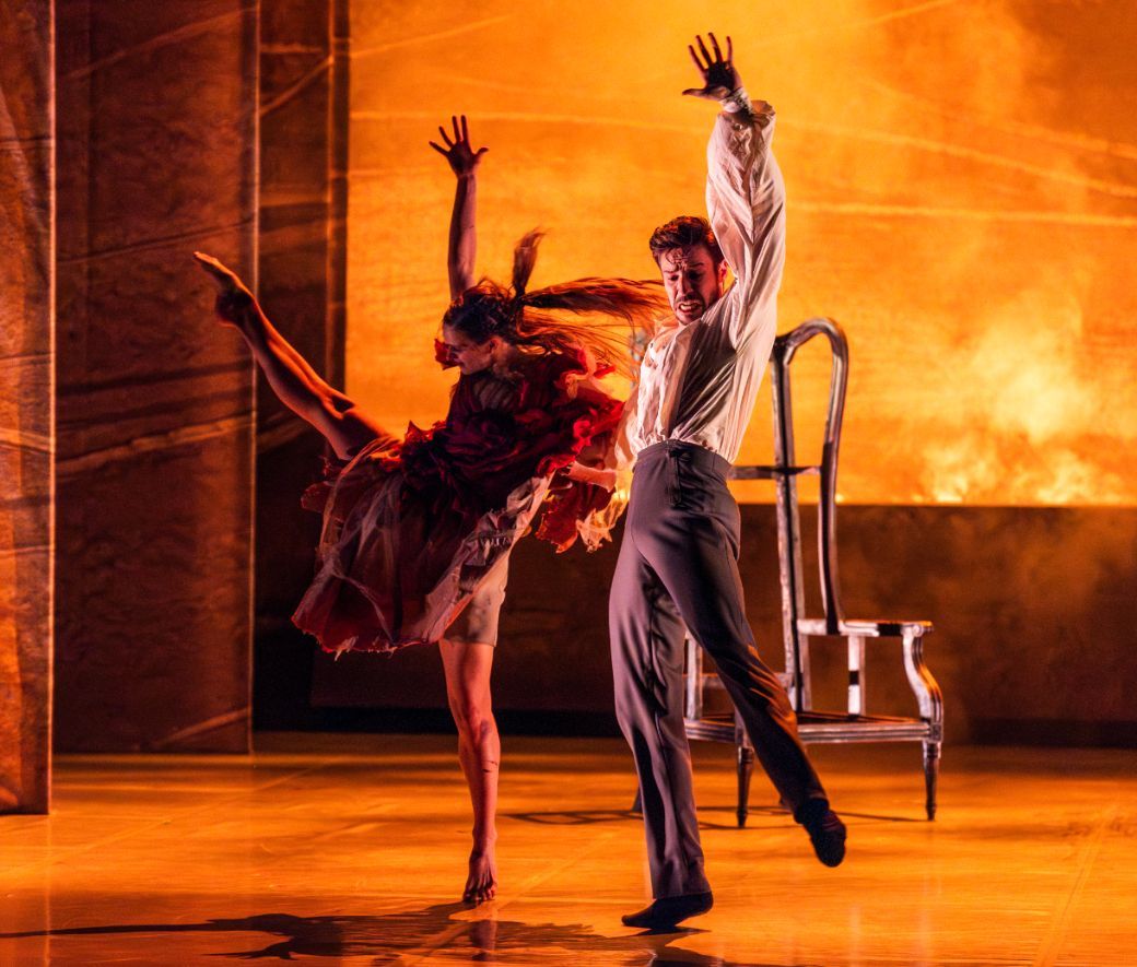 Amber Lewis and Joseph Taylor in Cathy Marston's <i>Jane Eyre</i> © Tristram Kenton