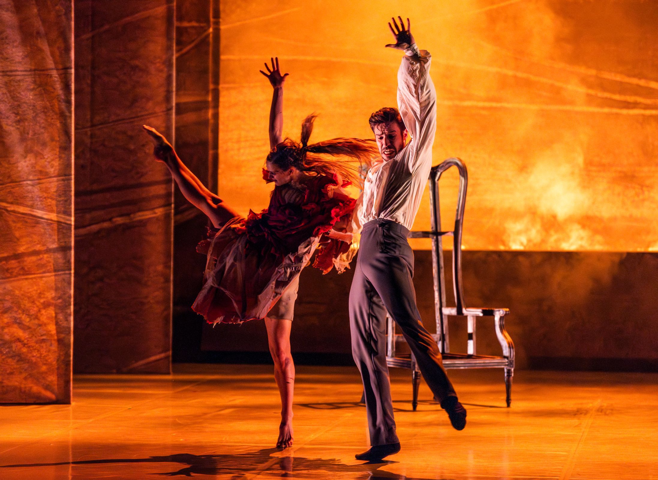Amber Lewis and Joseph Taylor in Cathy Marston's <i>Jane Eyre</i> © Tristram Kenton
