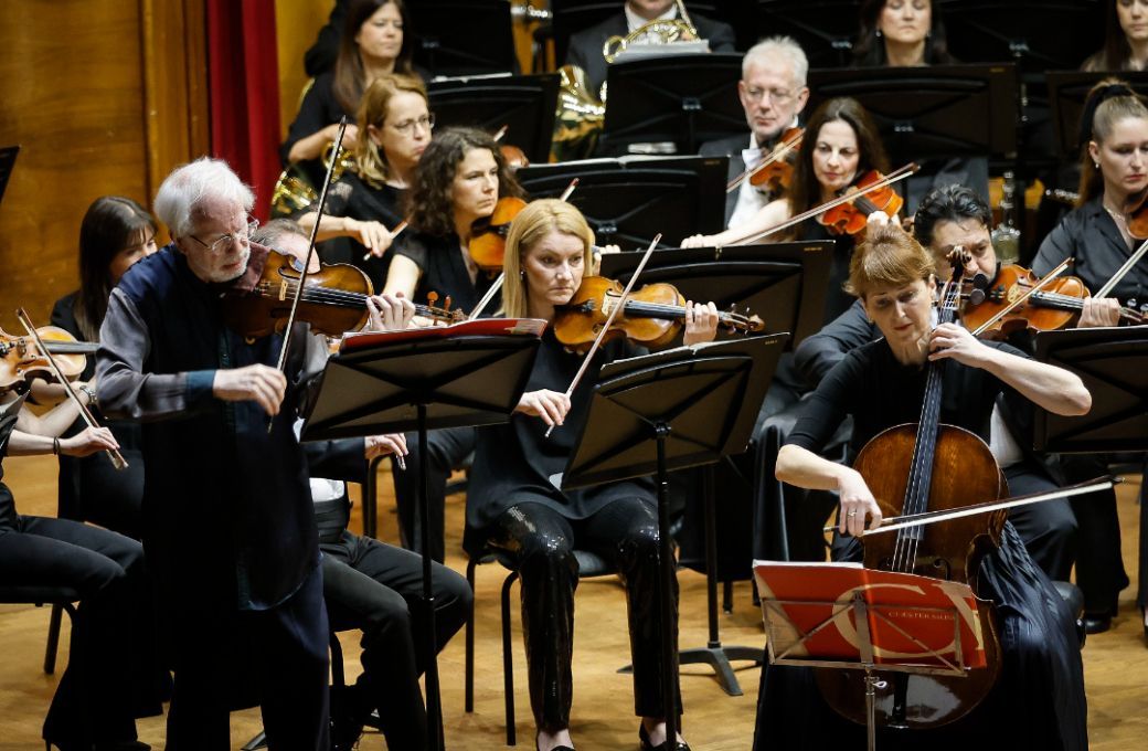Gidon Kremer and Giedrė Dirvanauskaitė with the Belgrade Philharmonic &copy; Marko Djokovic | Belgrade Philharmonic