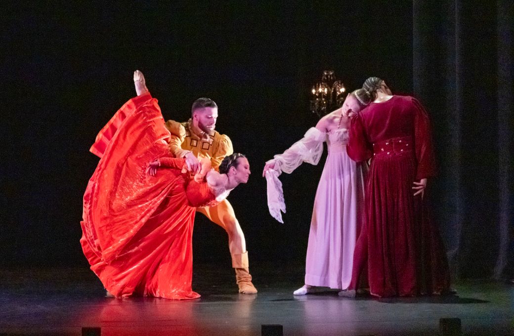 Limón Dance Company in José Limón's <i>The Moor's Pavane</i> © Richard Termine