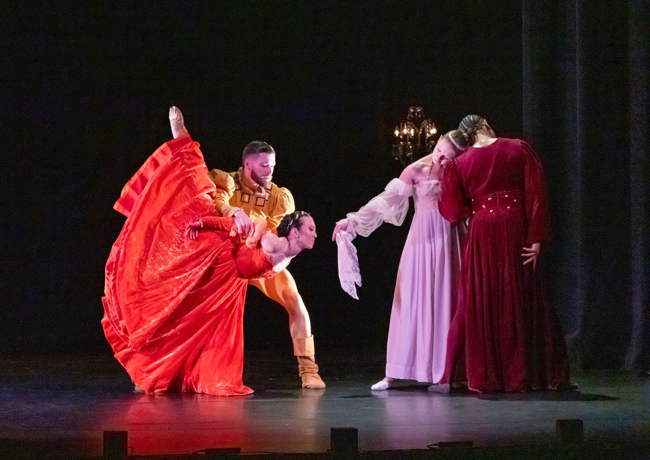 Limón Dance Company in José Limón's <i>The Moor's Pavane</i> © Richard Termine