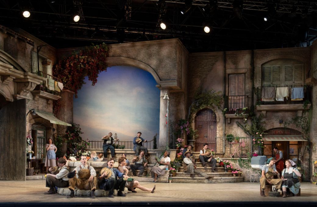 <i>L'elisir d'amore</i> &copy; Richard Hubert Smith