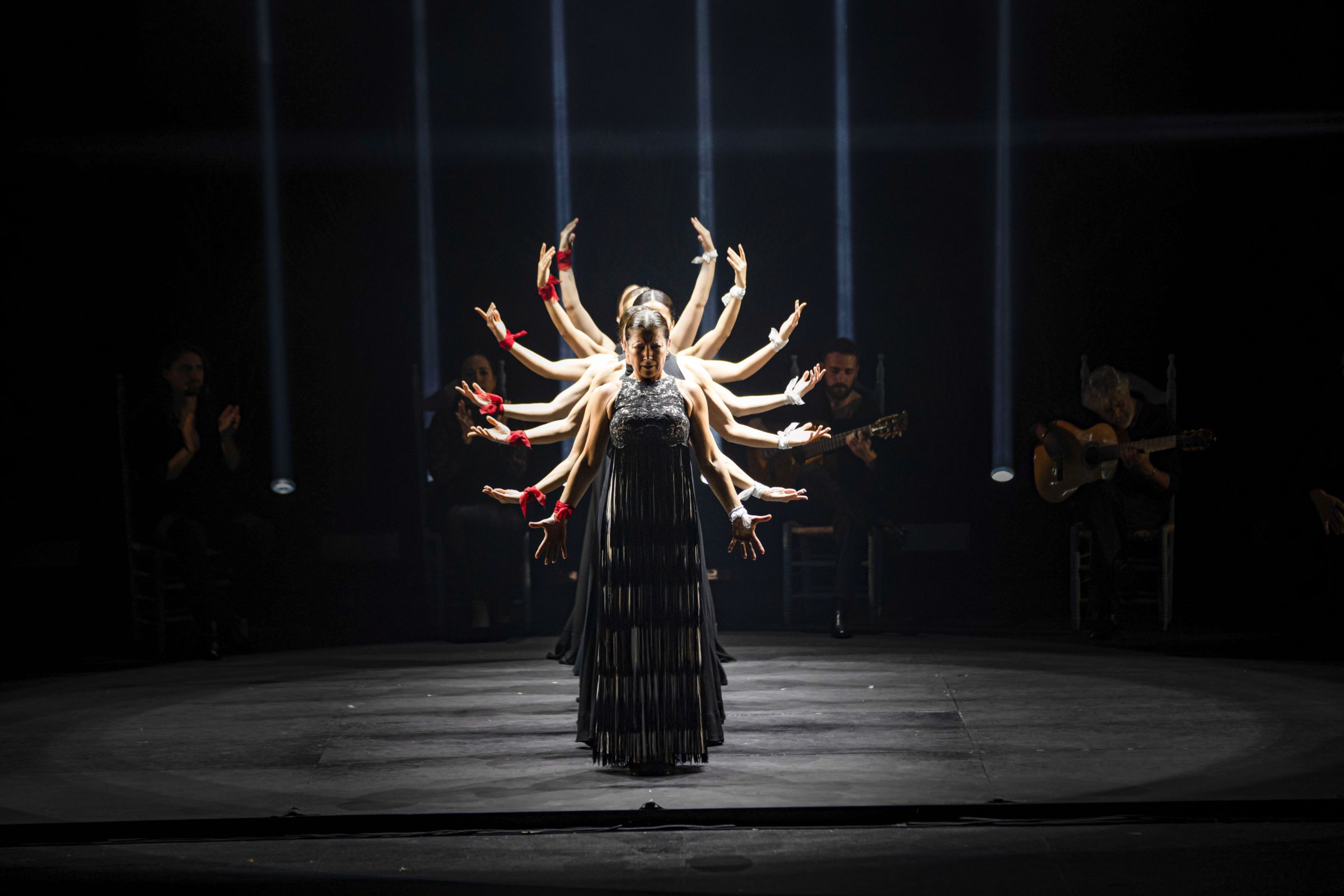 Ballet Flamenco Sara Baras in <i>Vuela</i> © Sofia Wittert