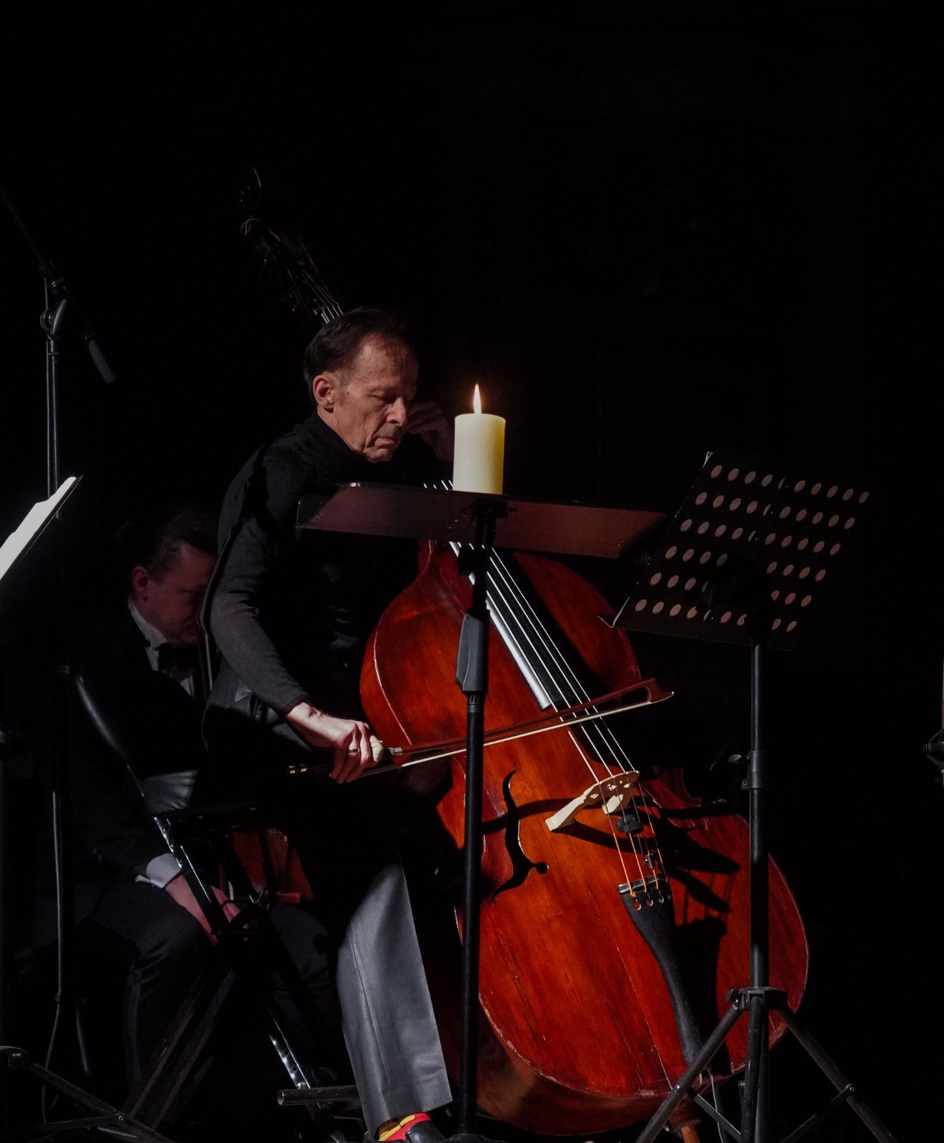 James VanDemark dans le <i>Concertino</i> de Maxim Kolomiiets © Vitalii Hrabar