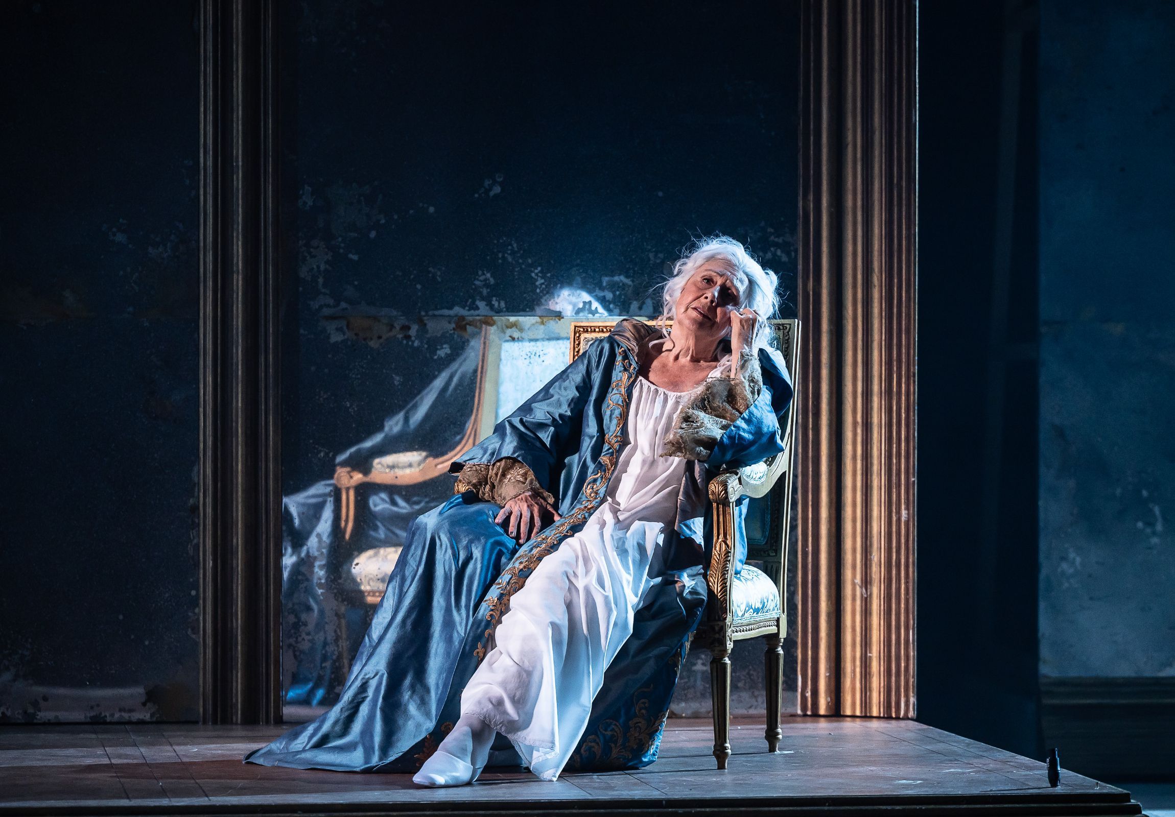 Diana Montague (Countess) &copy; Clive Barda
