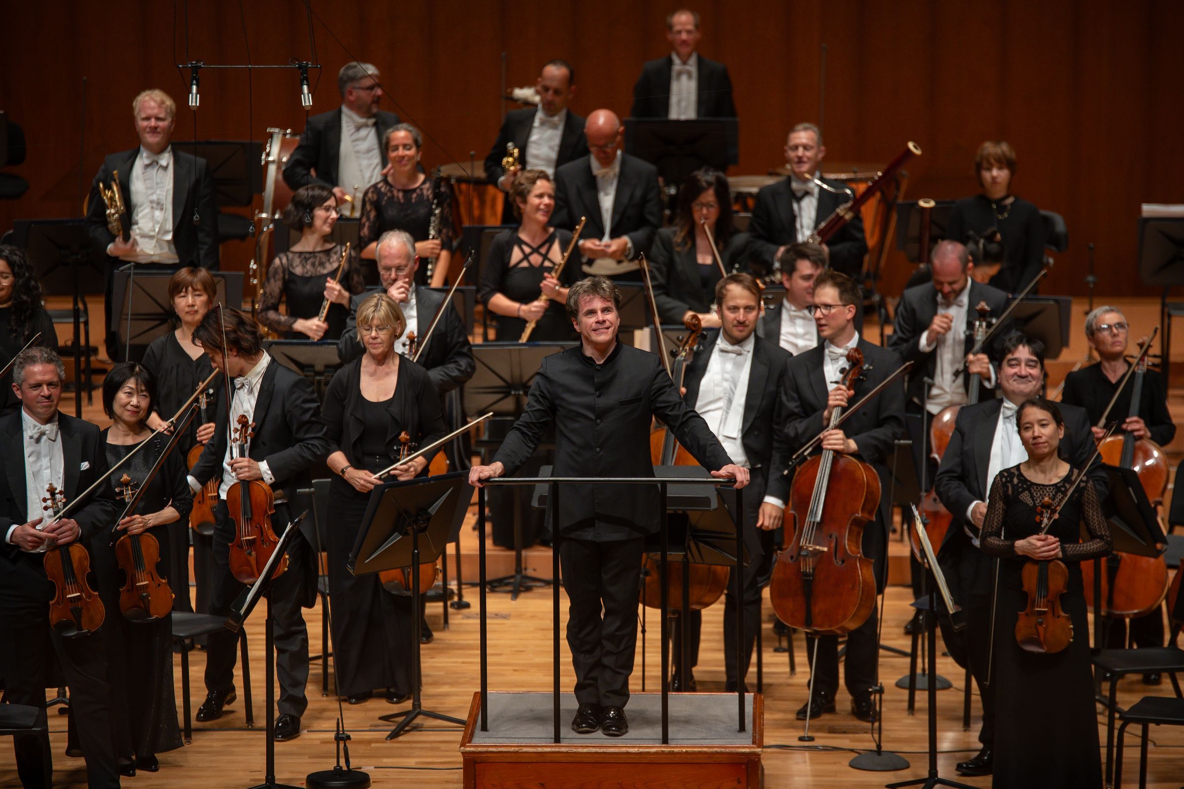 Jakub Hrůša and the Bamberg Symphony &copy; Vincero