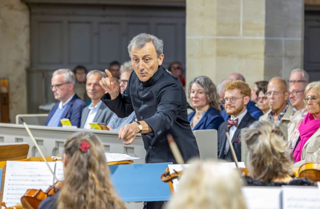 Attilio Cremonesi conducts the Händelfestspielorchester Halle &copy; Thomas Ziegler
