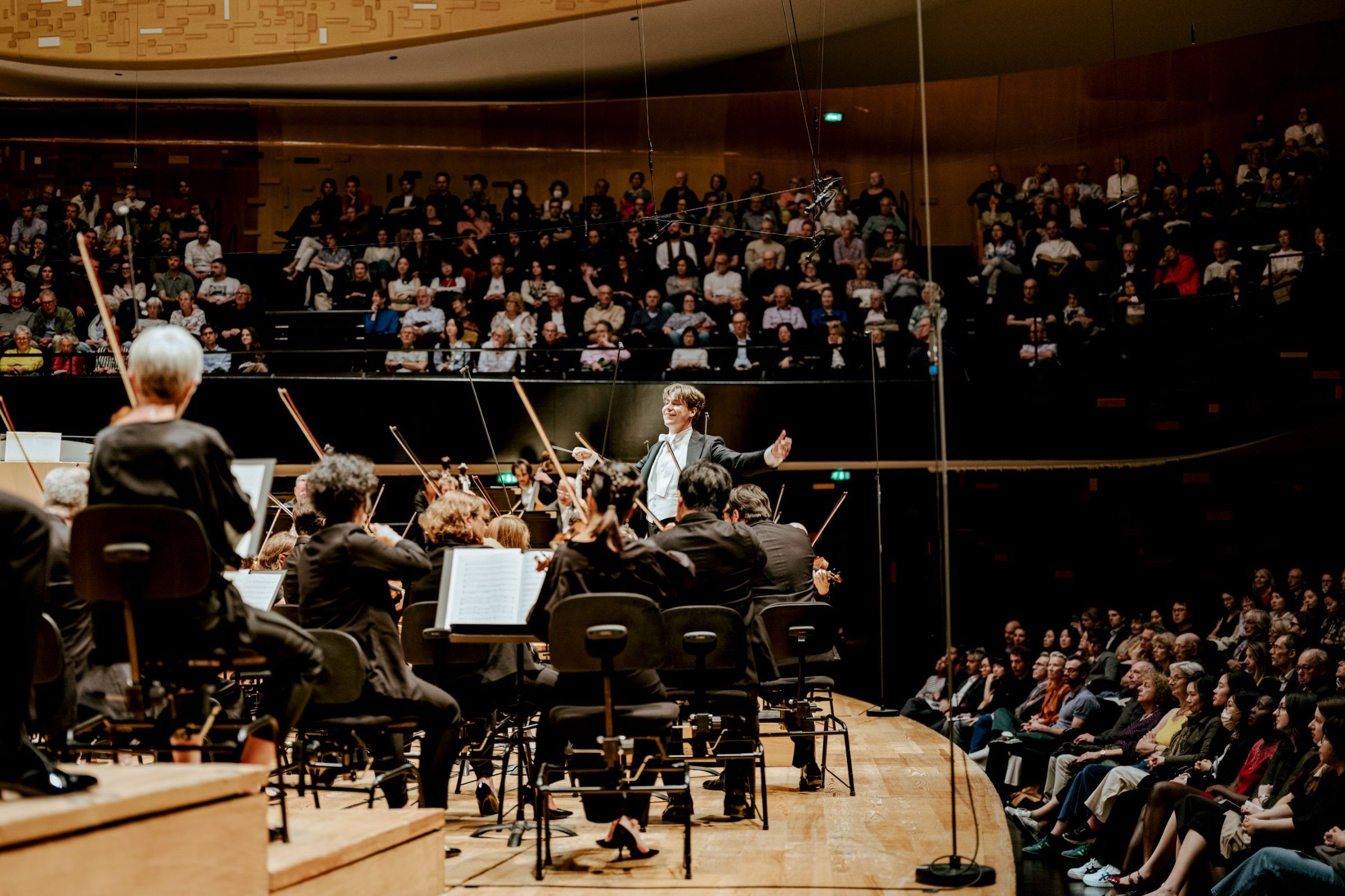 Klaus Mäkelä dirige l'Orchestre de Paris &copy; Mathias Benguigui